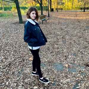 Meet your Posher, Taylor